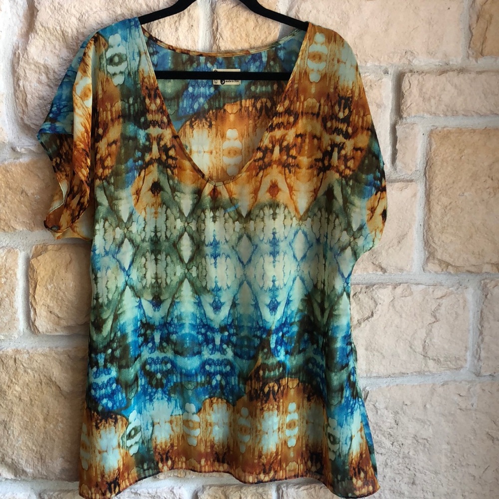 Show Me Your Mumu brand flowy summer tunic